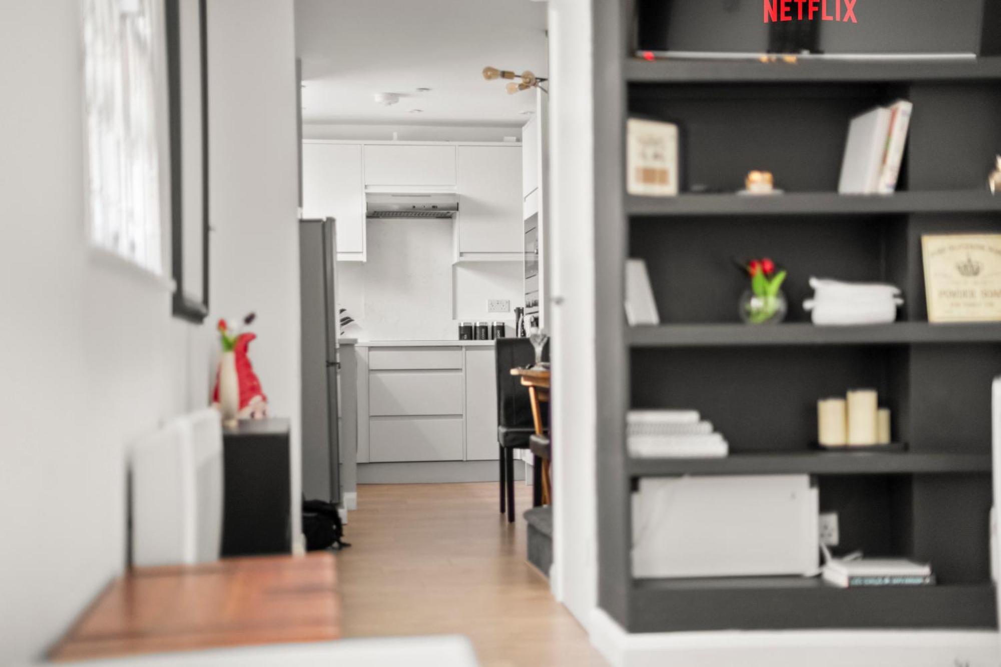 Stunning 2br With Wifi And Sleeps 5 In Paddington Apartment *